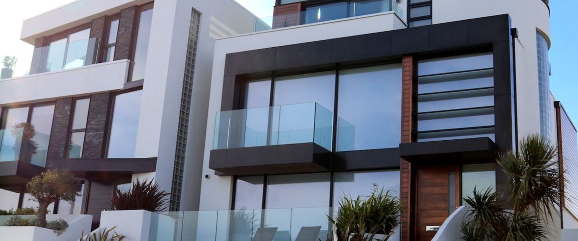 Is Owning Apartments Profitable as a Real Estate Investment Strategy ...